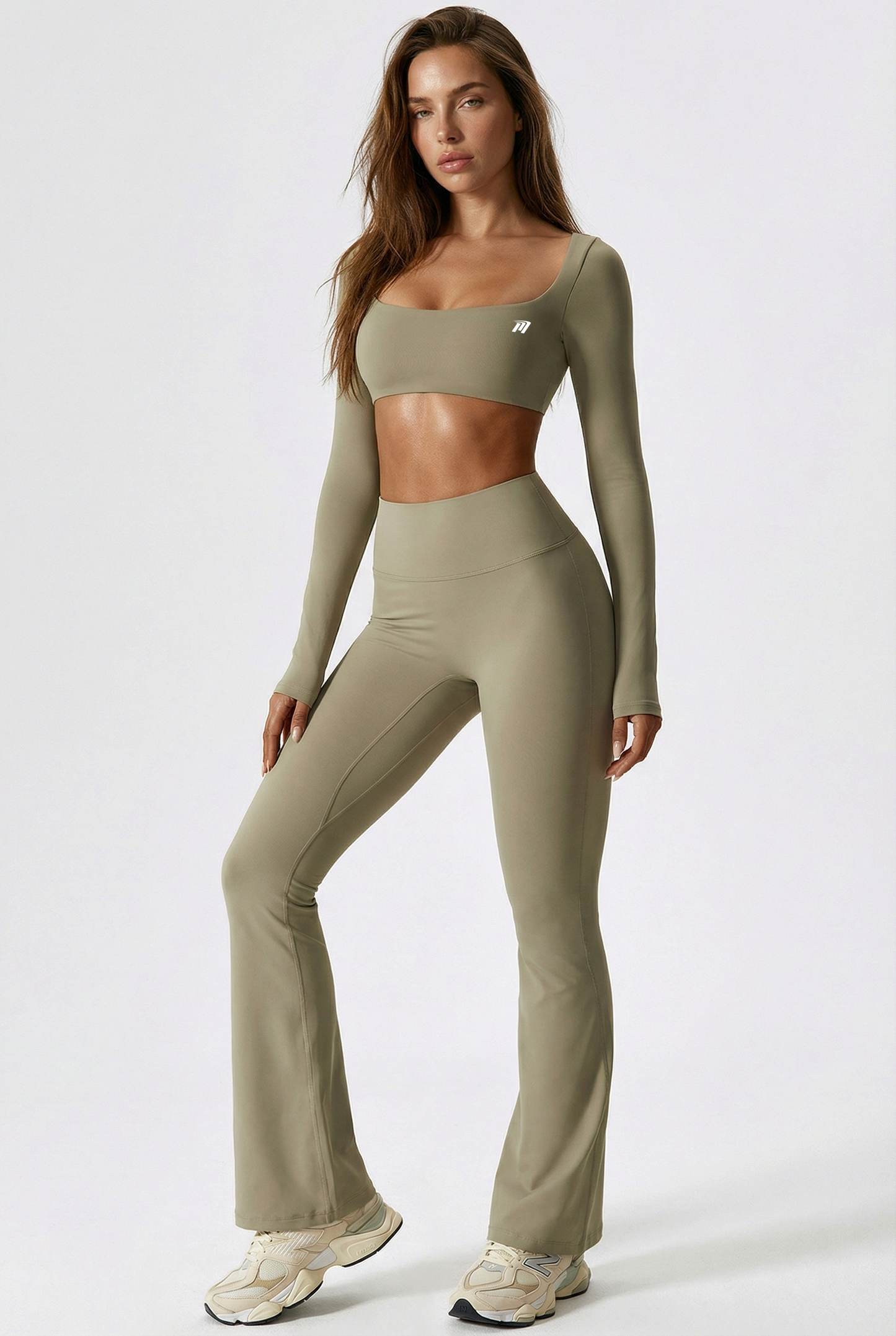 Legging zampa d'elefante donna verde pistachio - vista frontale completa